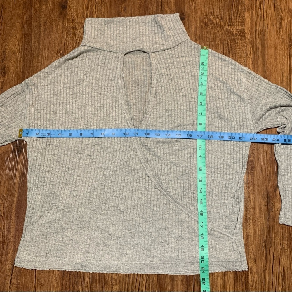 ASTR The Label Grey Cutout Mock Neck Ribbed Knit Sweater Cozy Feminine Size L - Picture 2 of 13